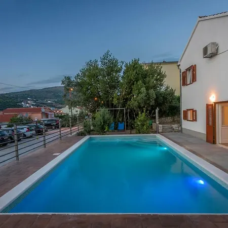 Villa Lahor With Private Pool Seget Vranjica Exterior photo