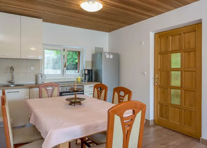 Villa Lahor With Private Pool