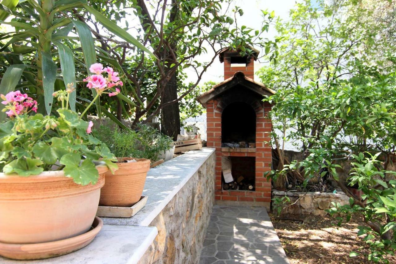 Lahor With Private Pool Villa
